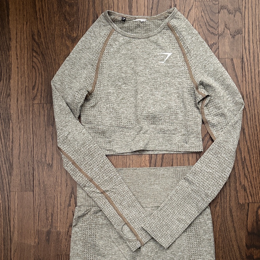 Gymshark Sage Vital Crop Top and Leggings Workout Set